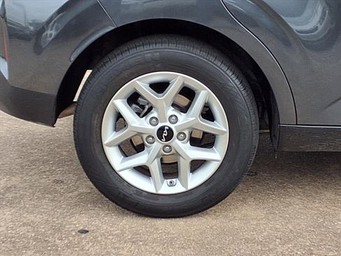 Certified 2023 Kia Soul LX w/ LX Technology Package image 30