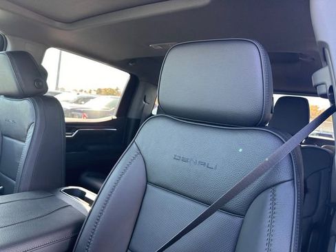 New 2026 GMC Sierra 1500 Denali w/ Denali Reserve Package image 25