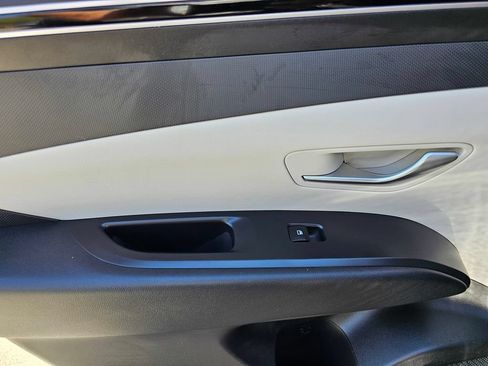 Certified 2024 Hyundai Tucson SEL FWD image 20