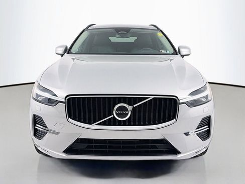 Used 2023 Volvo XC60 B5 Core w/ Climate Package AWD/4WD image 2