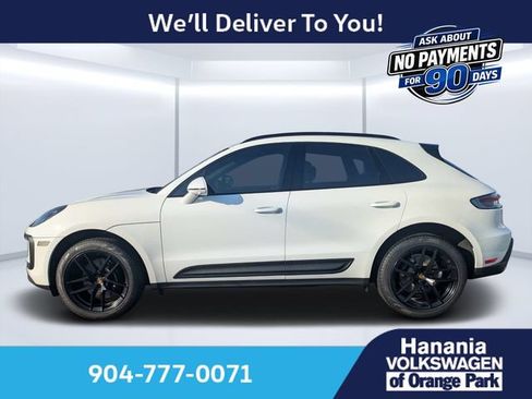 Used 2023 Porsche Macan S AWD/4WD image 6