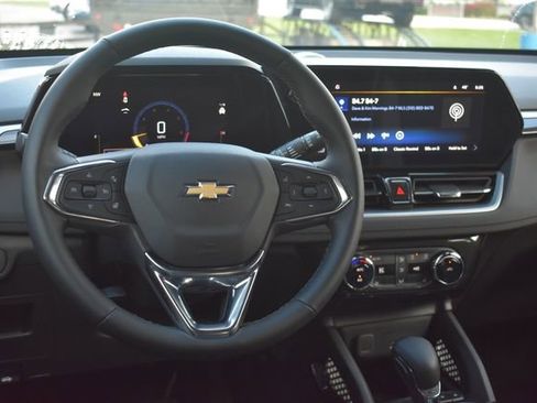 New 2026 Chevrolet TrailBlazer LT w/ Convenience Package image 19