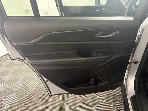 Certified 2023 Jeep Grand Cherokee L Laredo AWD/4WD image 29