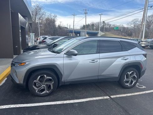 Used 2023 Hyundai Tucson Limited image 3