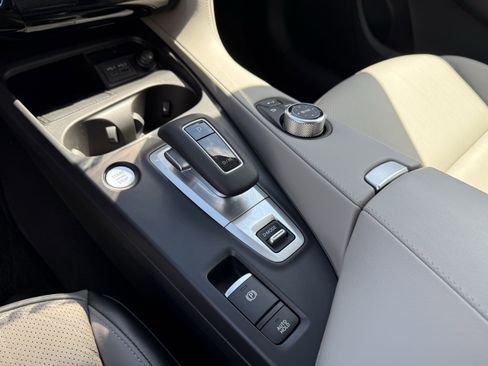 Certified 2025 INFINITI QX50 Luxe image 22