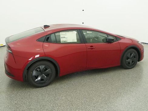 New 2026 Toyota Prius LE image 10