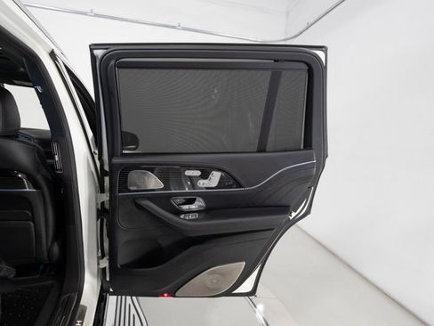 Used 2023 Mercedes-Benz Maybach GLS 600 4MATIC image 65