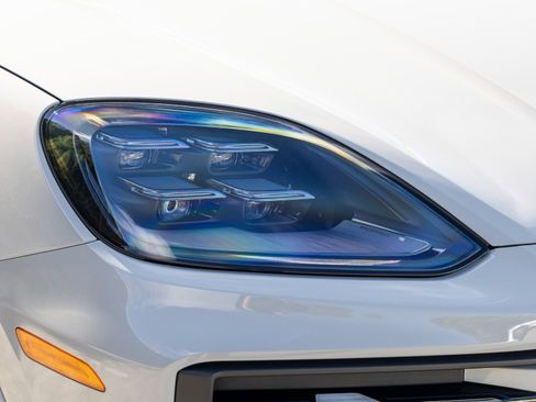 New 2026 Porsche Cayenne S AWD/4WD image 15