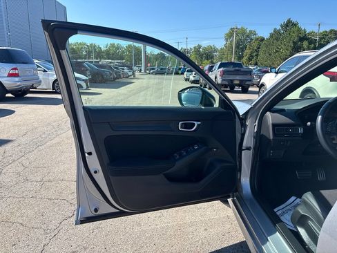 Used 2024 Honda Civic Sport image 15