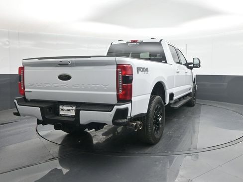 New 2026 Ford F250 Lariat w/ Black Appearance Package image 26