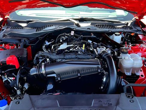 Used 2024 Ford Mustang Convertible RWD image 31