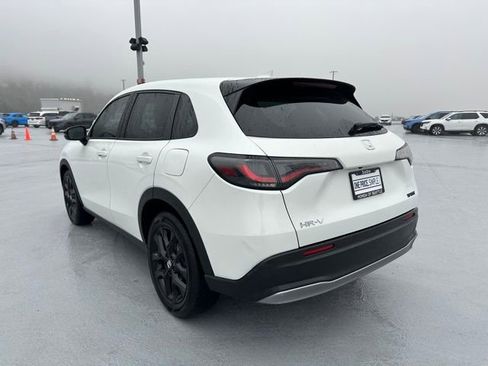 Certified 2023 Honda HR-V Sport image 9