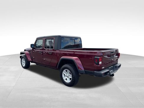 Used 2022 Jeep Gladiator Sport image 4