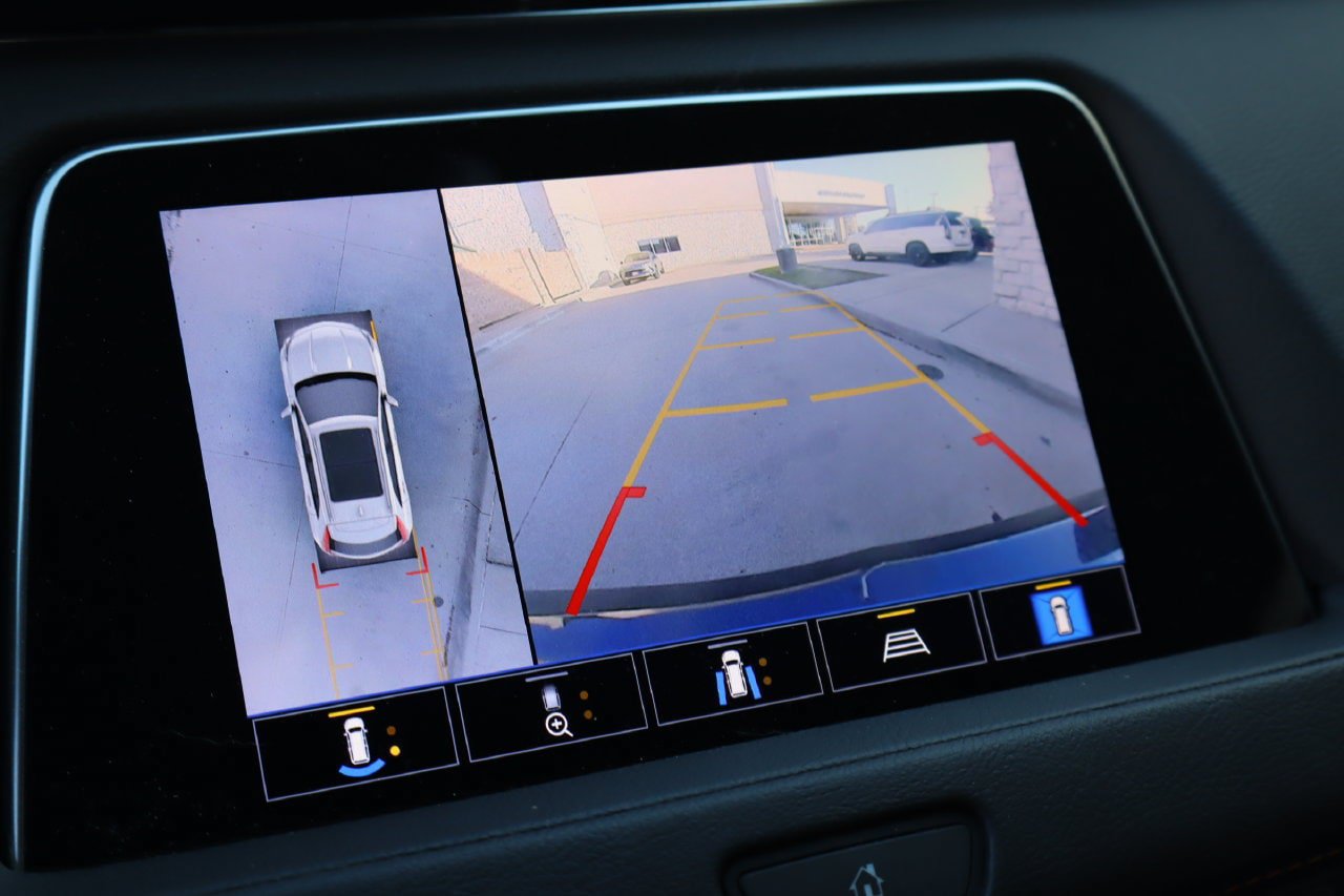 Used 2022 Cadillac XT4 Sport FWD image 8
