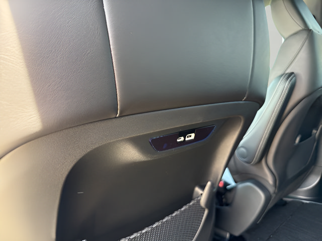 New 2027 Chrysler Pacifica Select FWD image 17