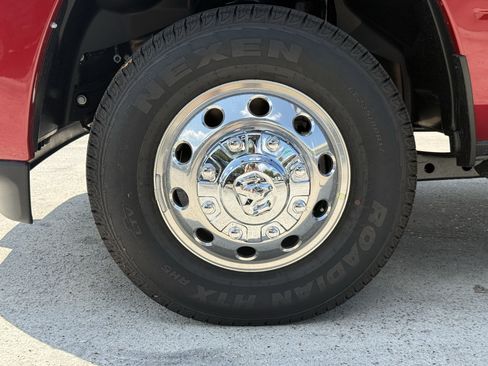 New 2026 RAM 3500 Laramie AWD/4WD image 9