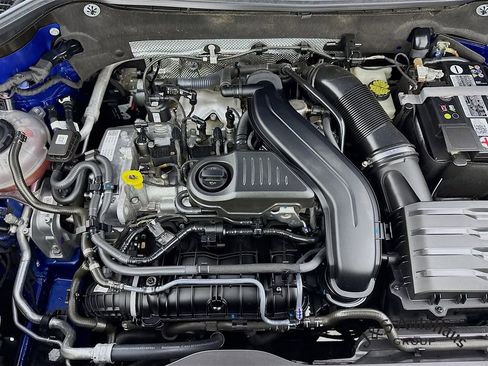 Used 2022 Volkswagen Taos S image 33