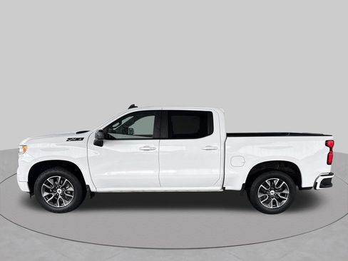 Used 2024 Chevrolet Silverado 1500 RST AWD/4WD image 3
