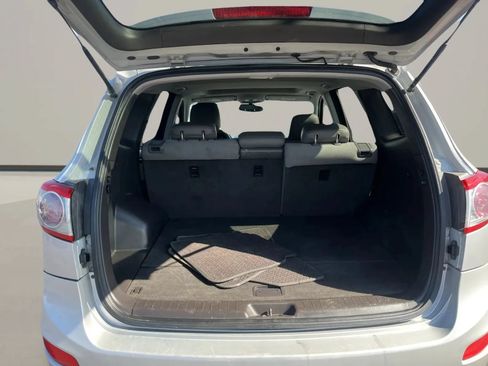 Used 2011 Hyundai Santa Fe SE w/ Premium Pkg 3 FWD image 12