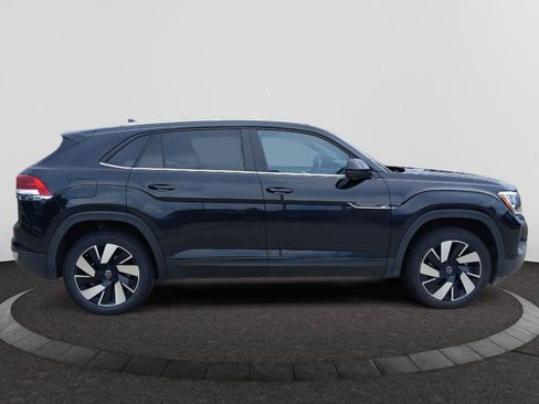 Used 2024 Volkswagen Atlas Cross Sport SE AWD/4WD image 8