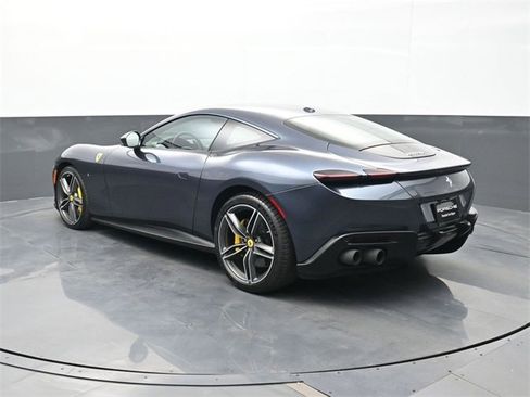 Used 2023 Ferrari Roma image 3