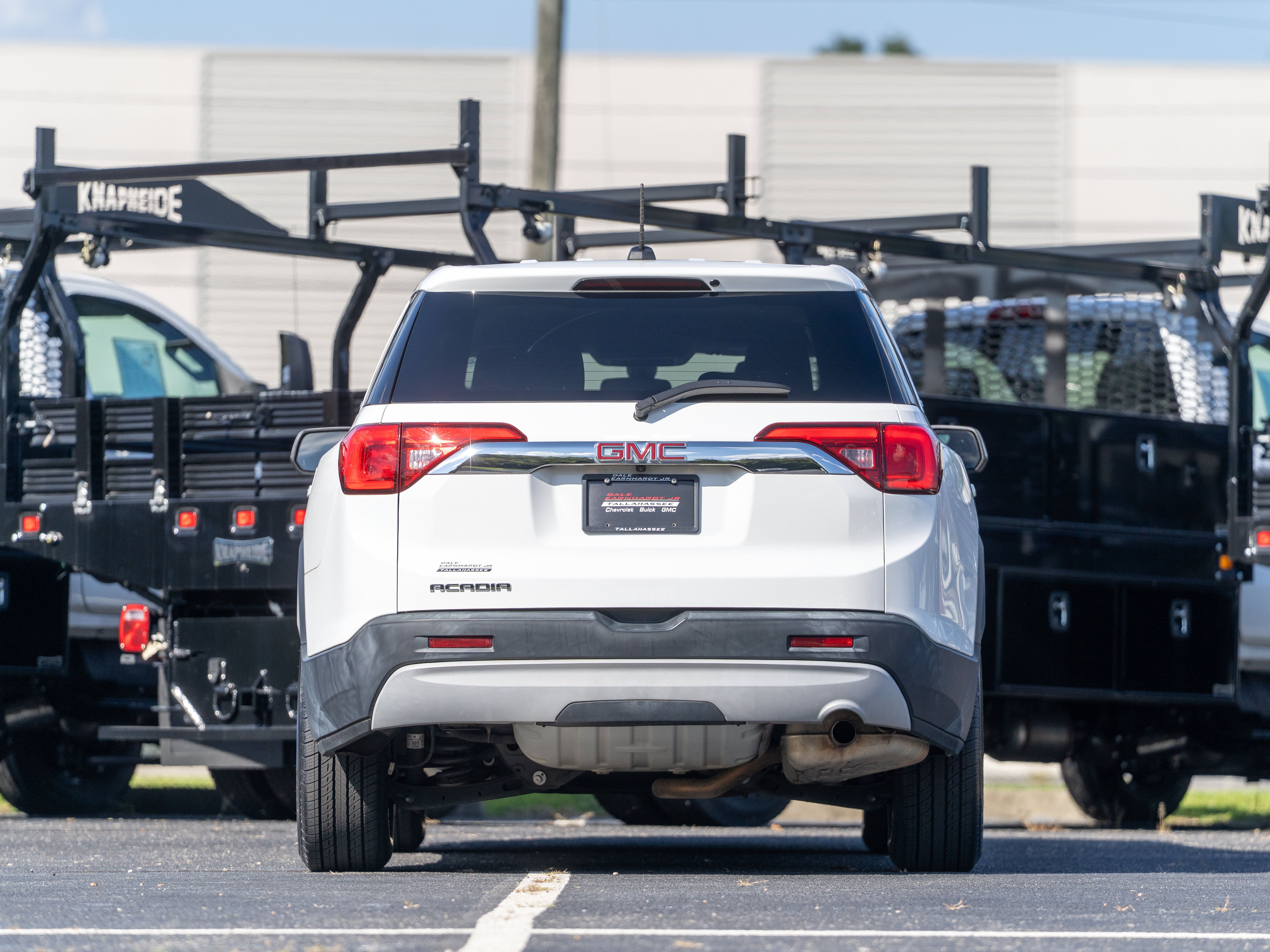 Used 2019 GMC Acadia SLE FWD image 41