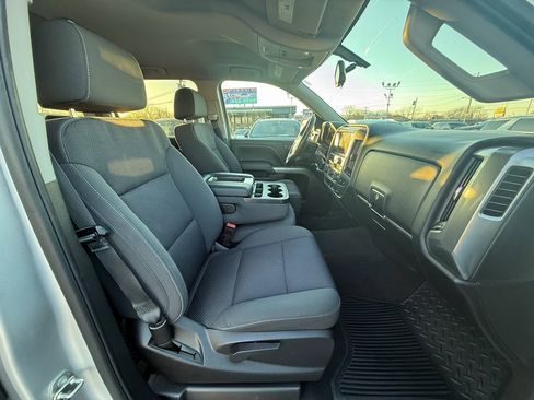 Used 2018 Chevrolet Silverado 1500 LT w/ All Star Edition image 23