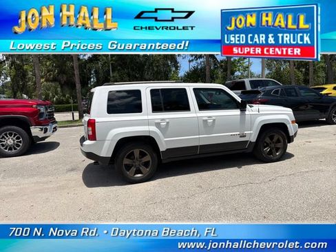 Used 2017 Jeep Patriot 75th Anniversary w/ Power Value Group FWD image 9