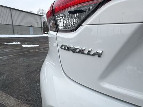 Used 2024 Toyota Corolla LE image 34