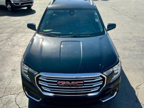 Used 2022 GMC Terrain SLT w/ Infotainment Package II image 11