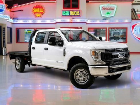 Used 2022 Ford F250 XL w/ Power Equipment Group AWD/4WD image 1