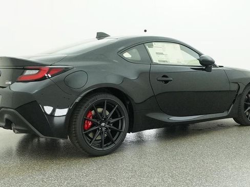 New 2026 Toyota GR86 RWD image 17