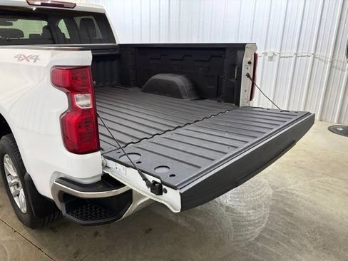 Used 2020 Chevrolet Silverado 1500 LT w/ True North Edition AWD/4WD image 10