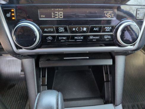 Used 2018 Subaru Legacy 2.5i Limited w/ 50th Anniversary Edition image 13