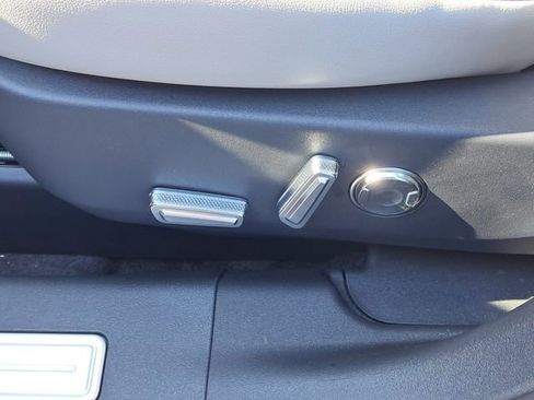 New 2026 Lincoln Nautilus Premier w/ Equipment Group 102A image 31