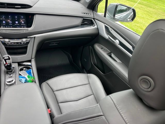 Certified 2026 Cadillac XT5 Premium Luxury w/ Driver Assist Package FWD image 39