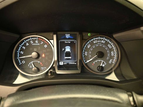 Used 2023 Toyota Tacoma TRD Off-Road AWD/4WD image 6