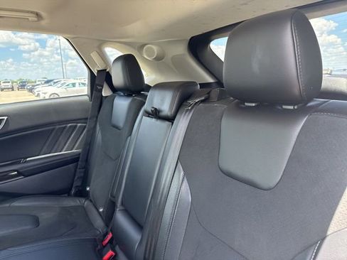 Used 2016 Ford Edge Sport w/ Equipment Group 401A AWD/4WD image 12