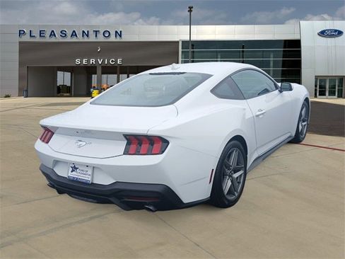 New 2025 Ford Mustang Coupe image 5