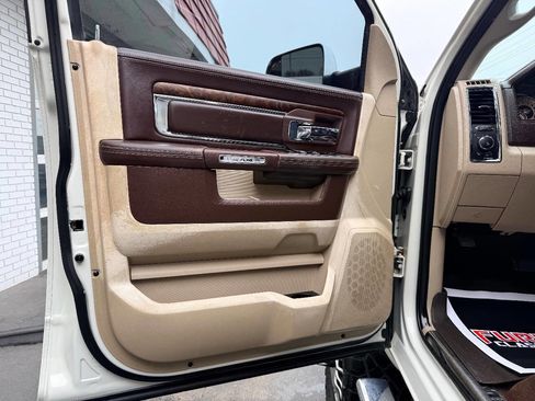 Used 2018 RAM 3500 Laramie Longhorn image 18