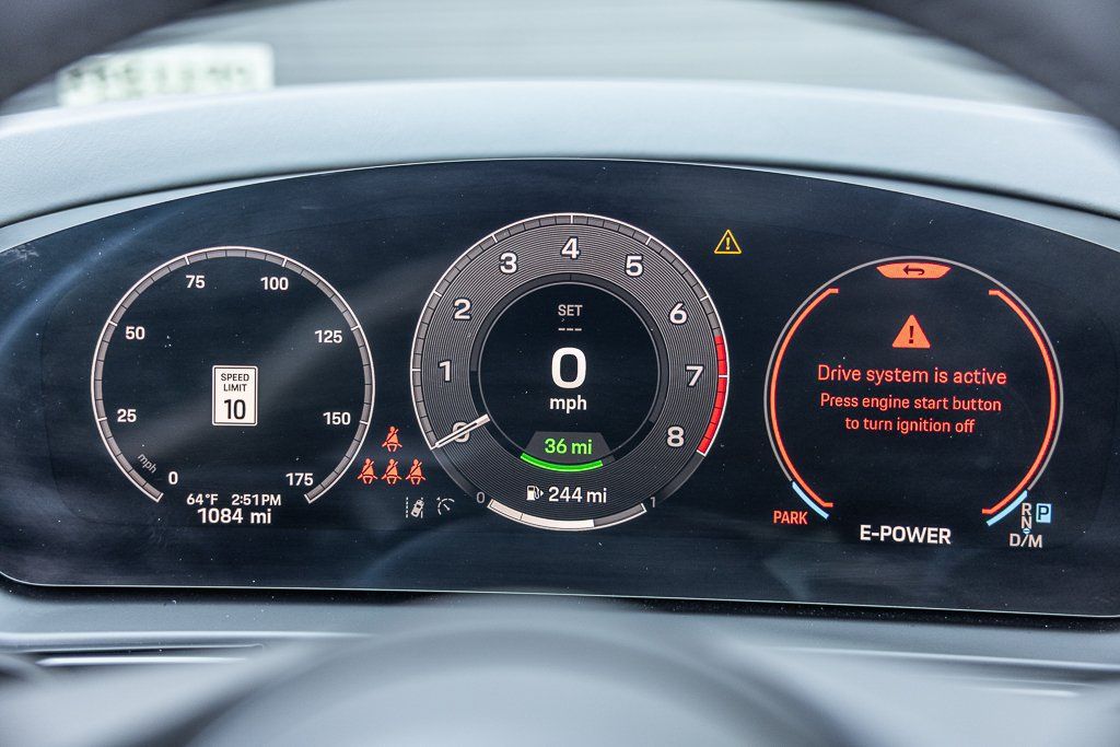 Certified 2025 Porsche Cayenne E-Hybrid AWD/4WD image 23