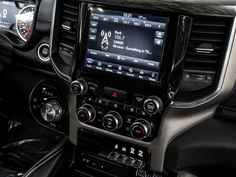 Used 2019 RAM 1500 Laramie image 25