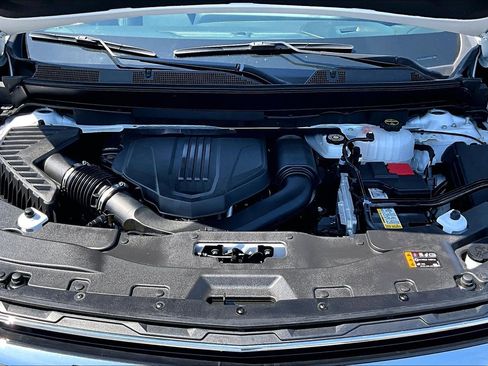 Used 2025 Chevrolet Traverse LT AWD/4WD image 31