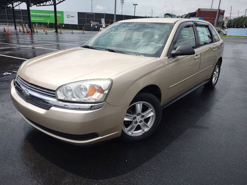 Used 2005 Chevrolet Malibu LS FWD image 2