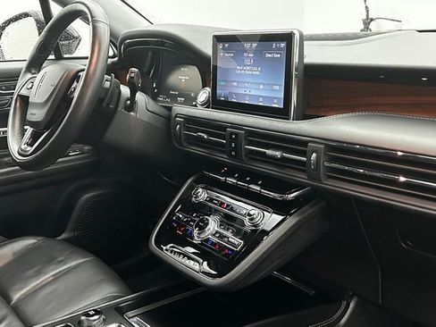 Used 2022 Lincoln Corsair Reserve w/ Elements Package image 39