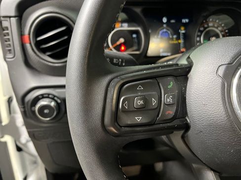 Used 2025 Jeep Wrangler Unlimited Rubicon AWD/4WD image 22