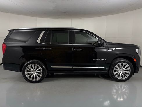 Used 2023 GMC Yukon Denali w/ Max Trailering Package image 9