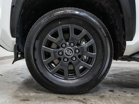 Used 2025 Toyota 4Runner SR5 image 8