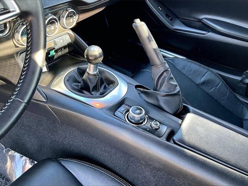 Certified 2022 MAZDA MX-5 Miata Grand Touring image 10