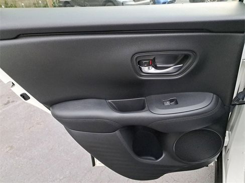 Certified 2023 Honda HR-V LX image 14